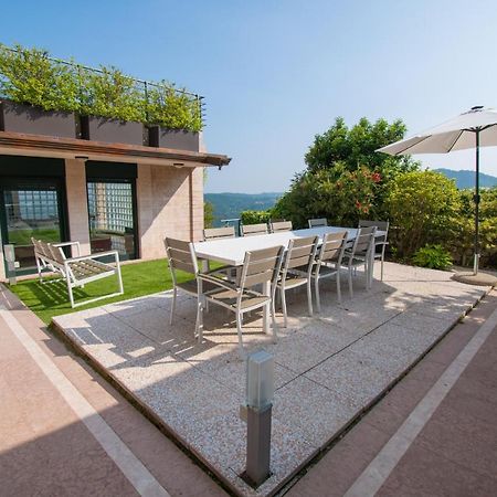 Villa Livia Luxury Roe ภายนอก รูปภาพ