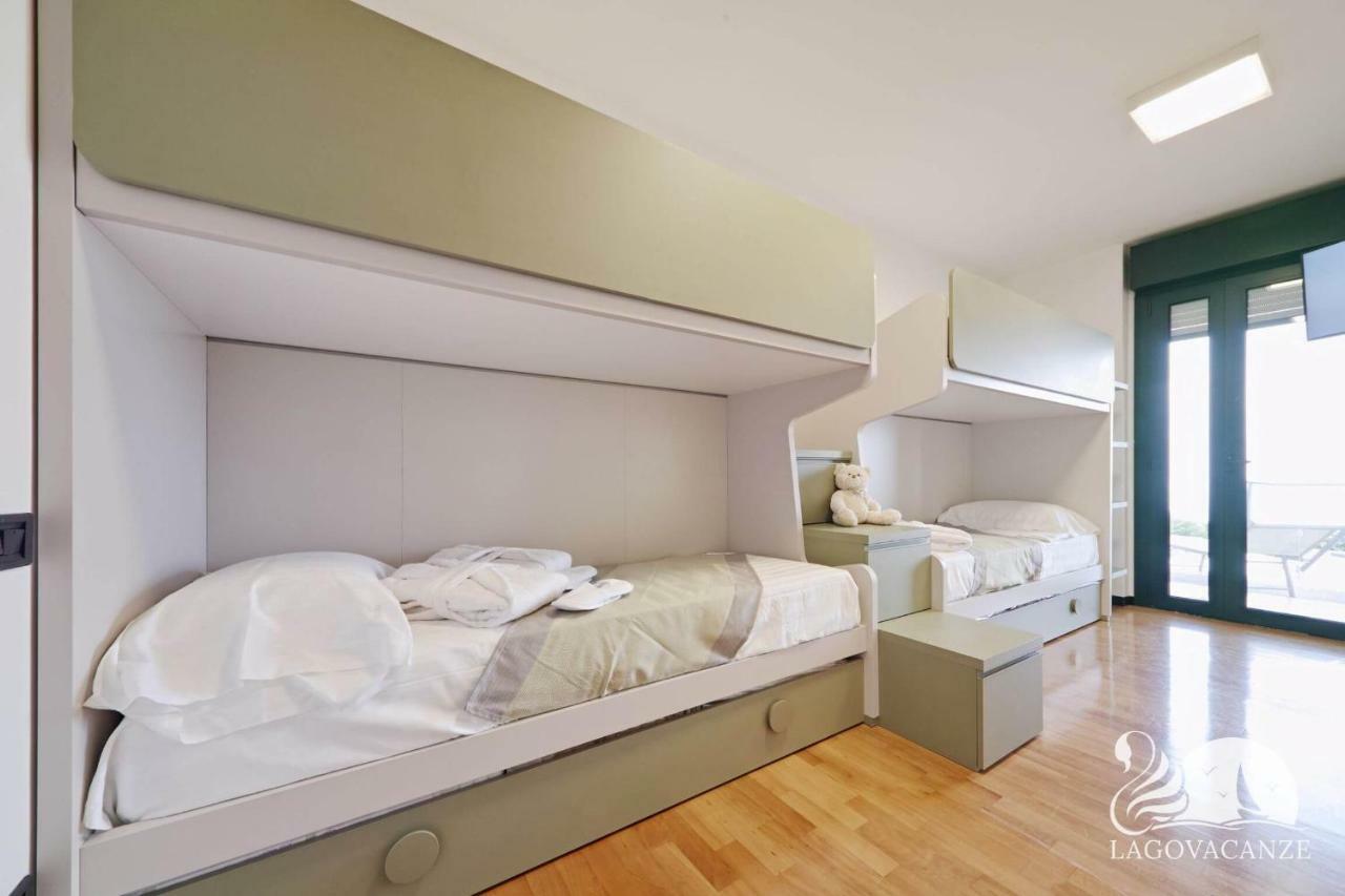 Villa Livia Luxury Roe ภายนอก รูปภาพ