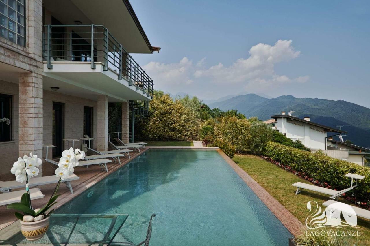 Villa Livia Luxury Roe ภายนอก รูปภาพ